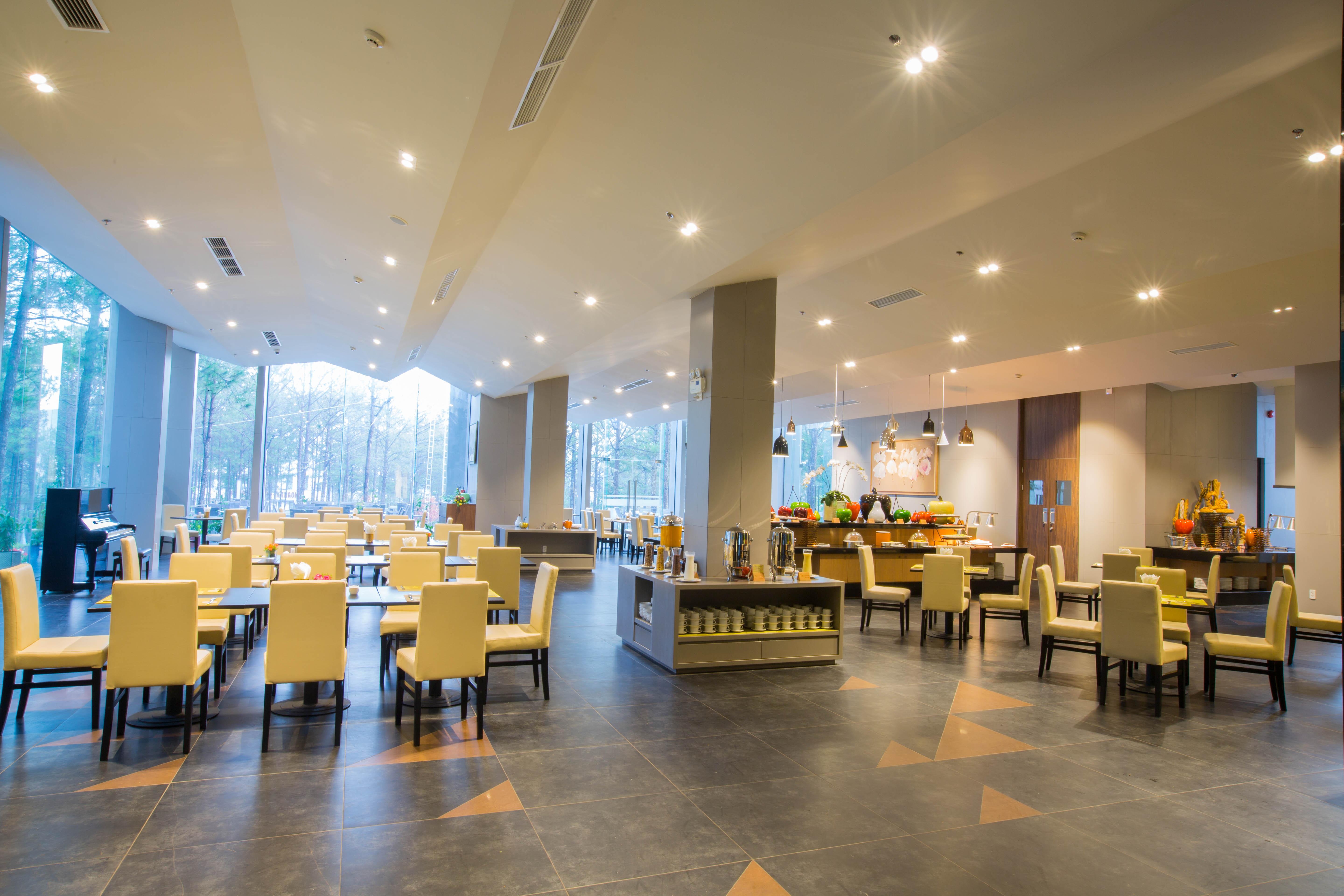 Terracotta Hotel & Resort Dalat Exterior foto